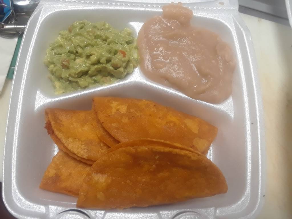 La Potosina | restaurant | 3333 E Division St, Arlington, TX 76011, USA | 8175836640 OR +1 817-583-6640