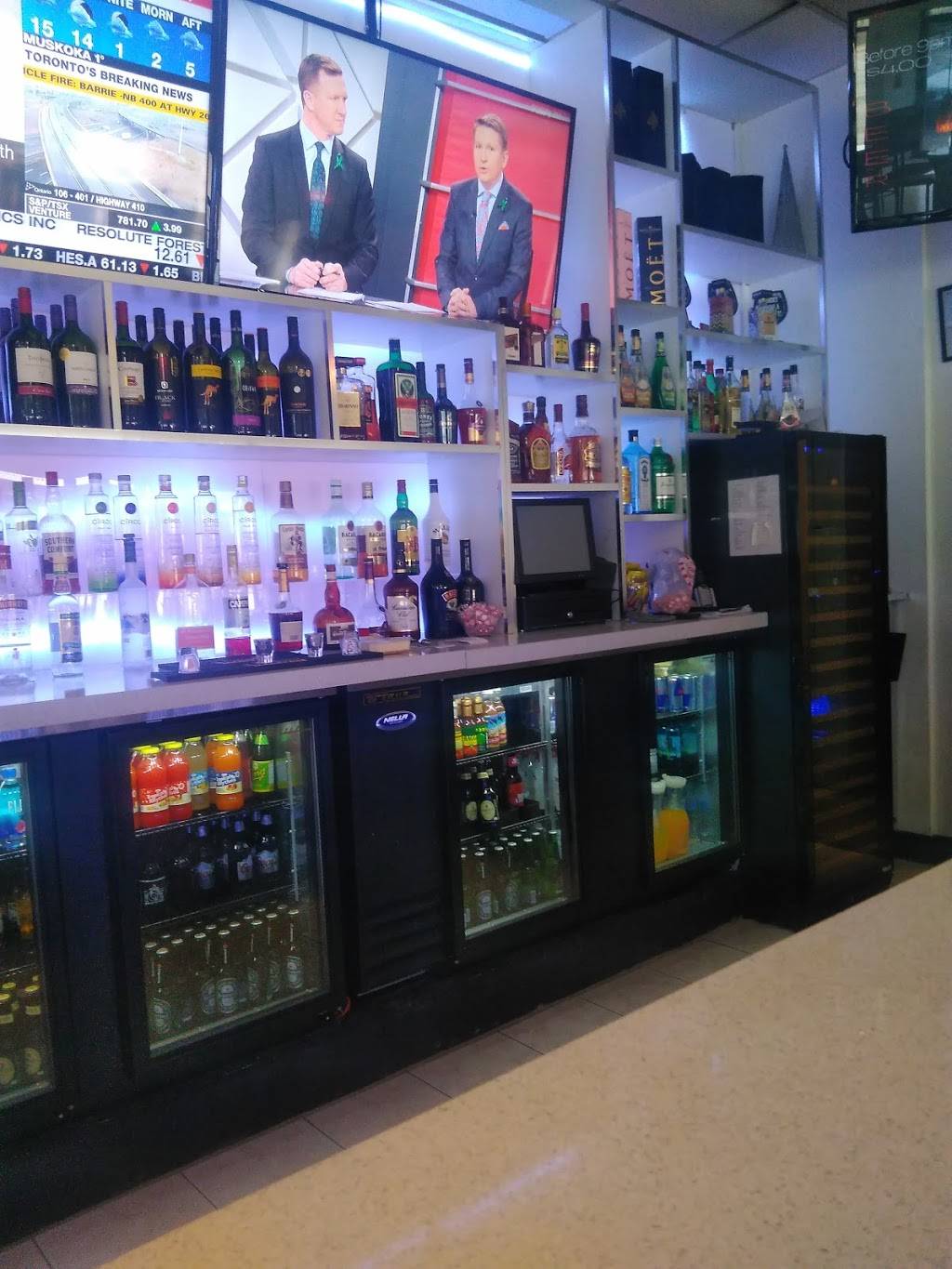 Central Bar & Grill | restaurant | 2007 Lawrence Ave W, York, ON M9N 3V1, Canada | 4169150508 OR +1 416-915-0508