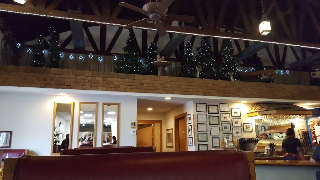 Daves Restaurant | restaurant | 809 S Grand Ave, Charles City, IA 50616, USA | 6412287162 OR +1 641-228-7162