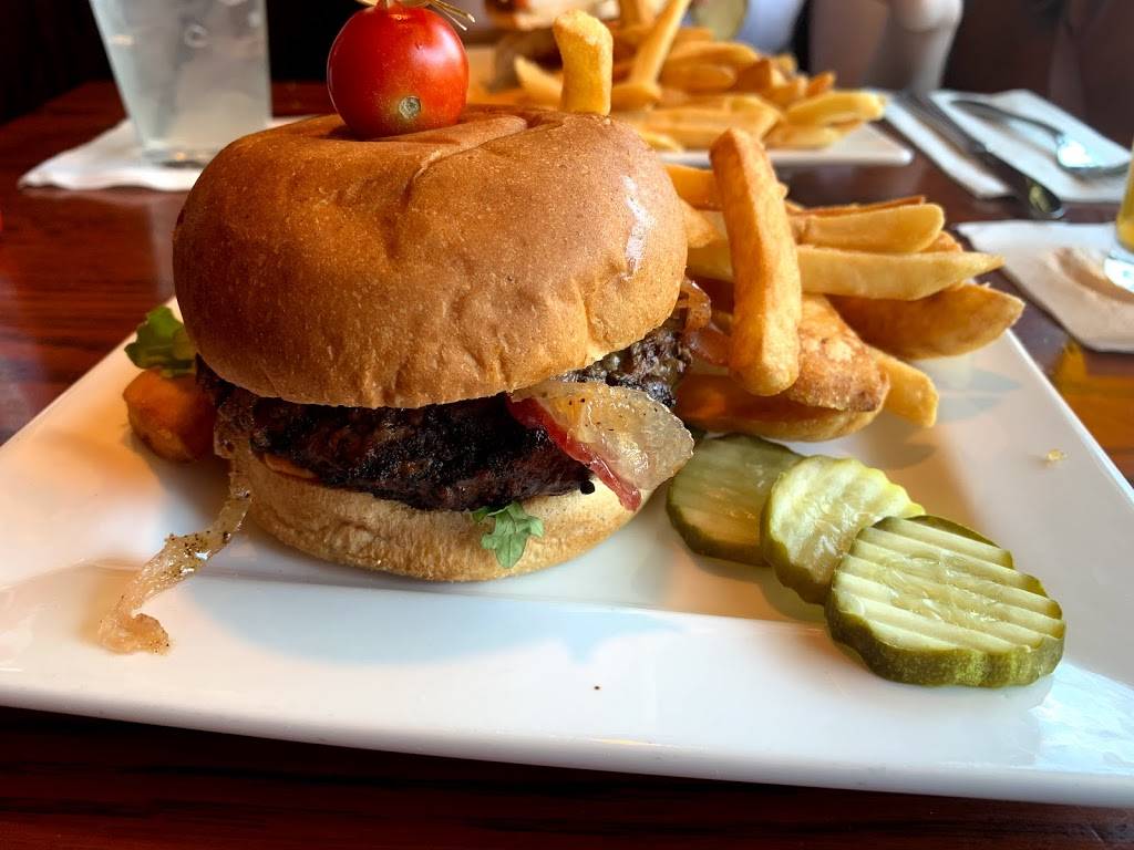 The Grog Restaurant | restaurant | 13 Middle St, Newburyport, MA 01950, USA | 9784658008 OR +1 978-465-8008