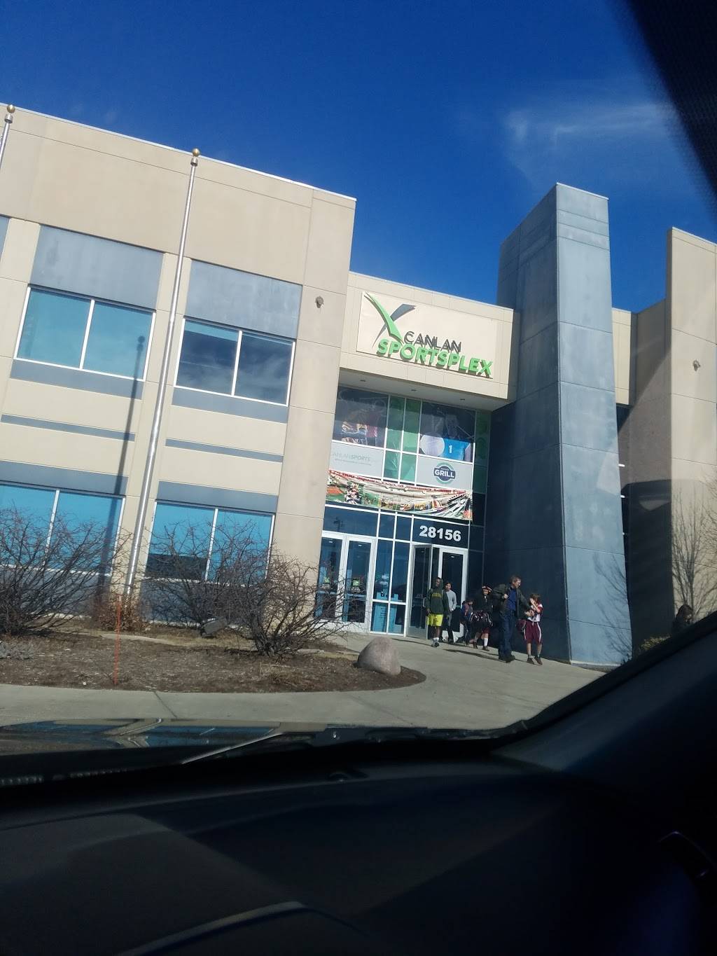 Canlan Sportsplex | restaurant | 28156 W Northpointe Pkwy, Barrington, IL 60010, USA | 8473823433 OR +1 847-382-3433