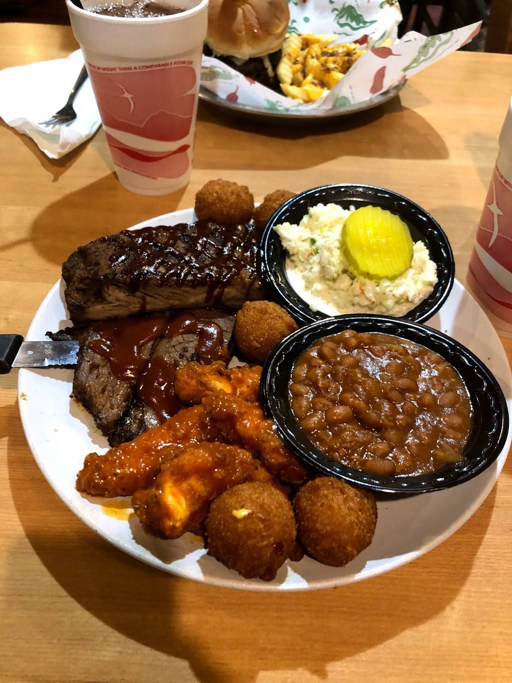 Hannahs BBQ South | restaurant | 2391 N Center St, Hickory, NC 28601, USA | 8283274227 OR +1 828-327-4227