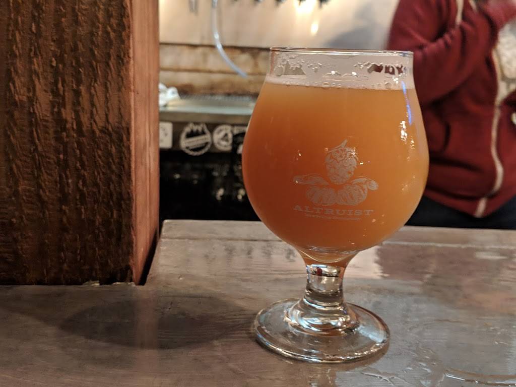 Enricos Brick Oven Pizzeria & Pub | restaurant | 500 Main St, Sturbridge, MA 01566, USA | 5083471740 OR +1 508-347-1740