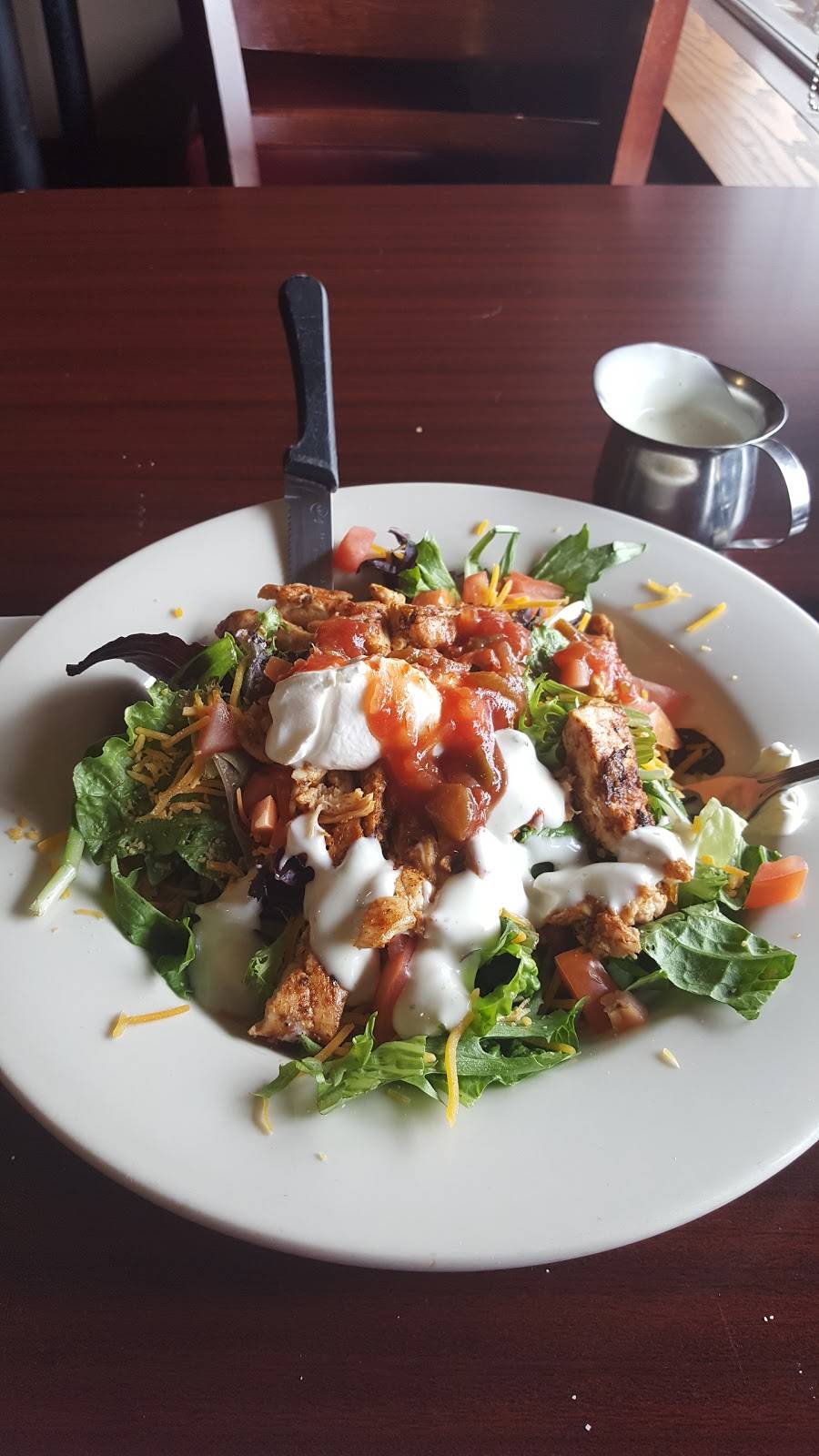 Village Gardens | restaurant | 2437 State Rd, Cuyahoga Falls, OH 44223, USA | 3309285751 OR +1 330-928-5751