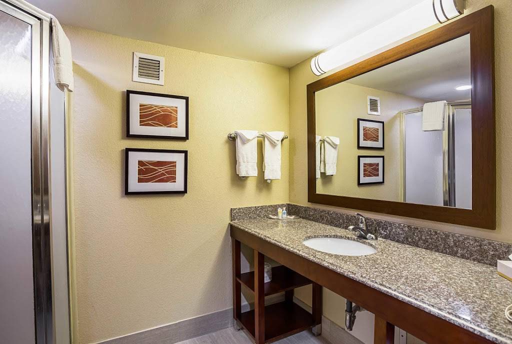 Comfort Inn | restaurant | 4924 Constitution Ave, Baton Rouge, LA 70808, USA | 2255905186 OR +1 225-590-5186