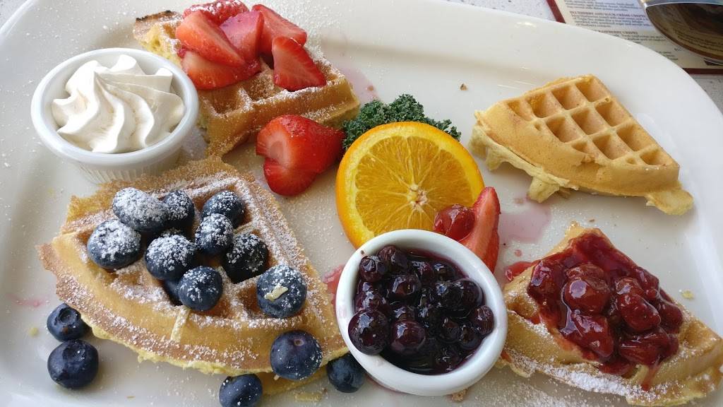 Richard Walkers Pancake House | restaurant | 2656 Gateway Rd, Carlsbad, CA 92009, USA | 7608938400 OR +1 760-893-8400