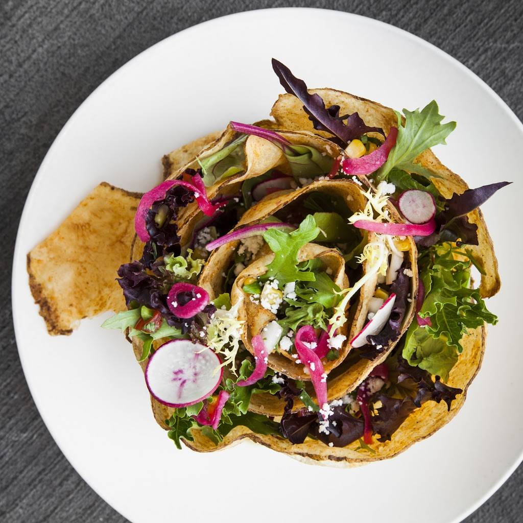 Américas River Oaks | restaurant | 2040 W Gray St, Houston, TX 77019, USA | 8322001492 OR +1 832-200-1492