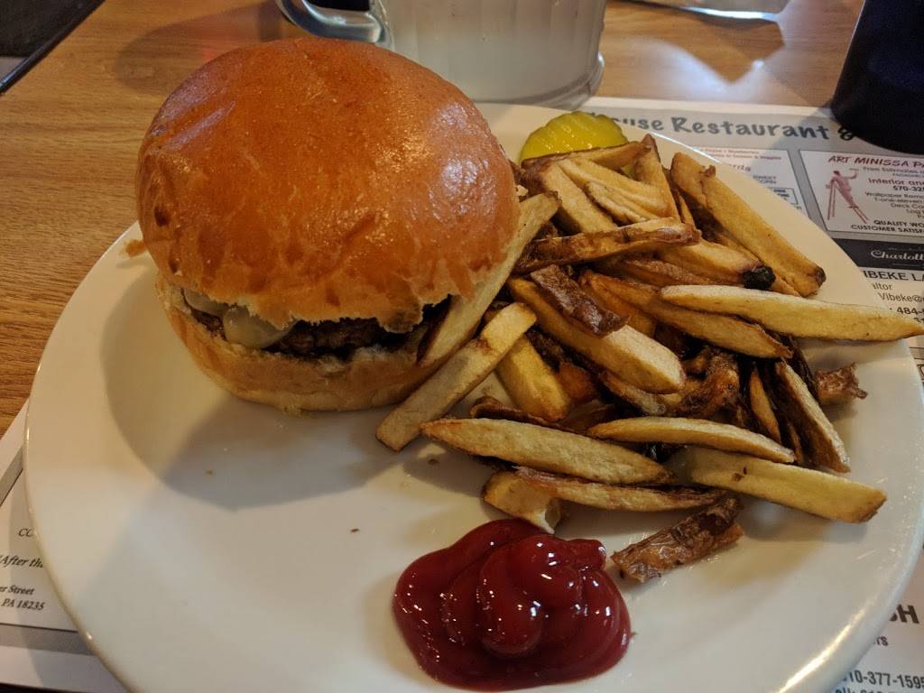 Pappys Schoolhouse Restaurant & Tavern | restaurant | 4740 Long Run Rd, Lehighton, PA 18235, USA | 6103774444 OR +1 610-377-4444