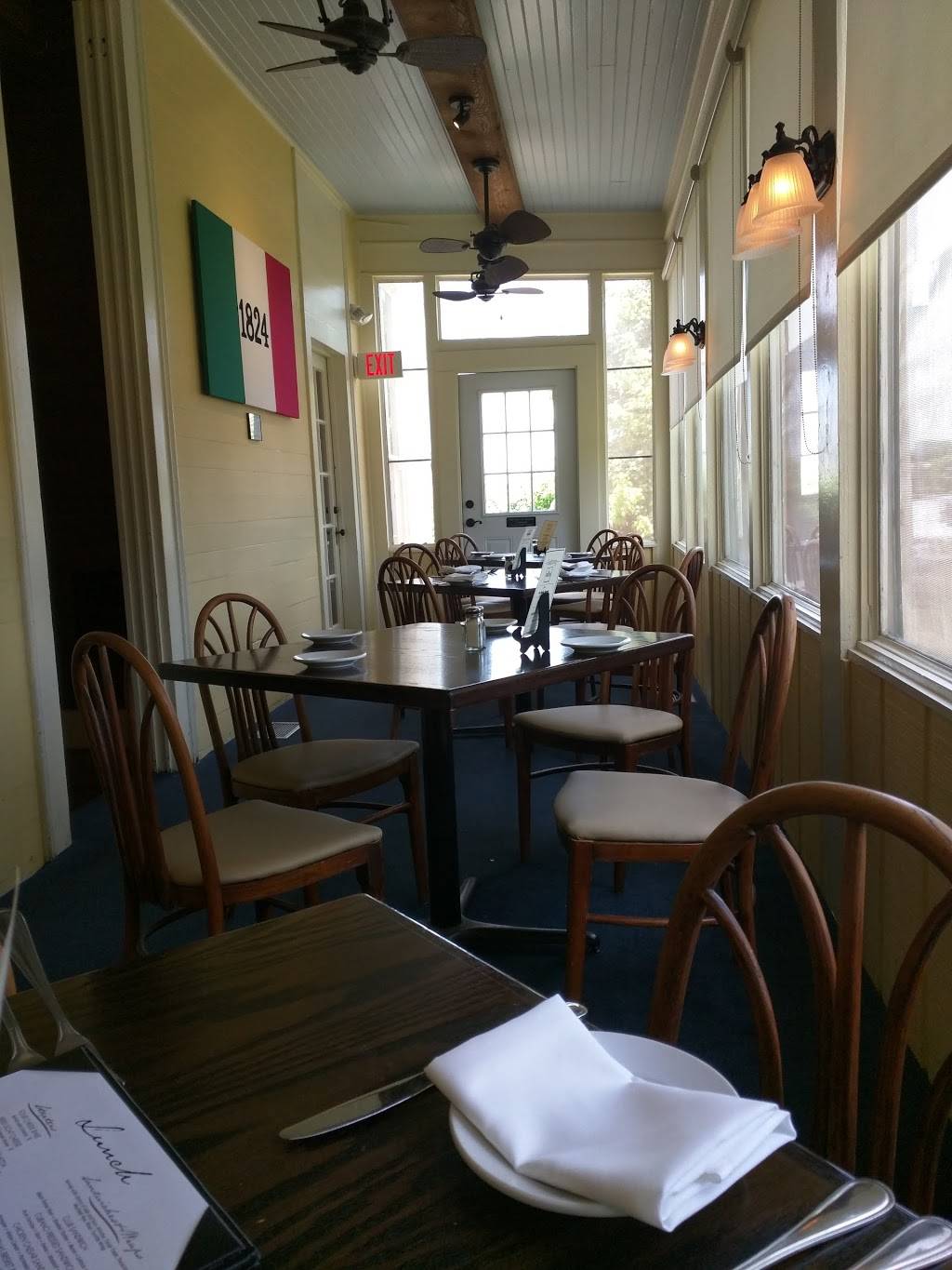 1836 Steakhouse | restaurant | 2641 11th St, Huntsville, TX 77340, USA | 9367558150 OR +1 936-755-8150