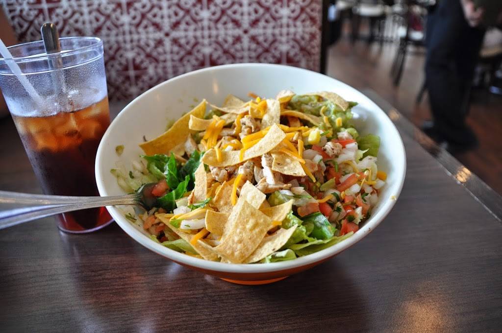 Lincoln Square Pancake House Geist | restaurant | 8150 Oaklandon Rd #109, Indianapolis, IN 46236, USA | 3178235373 OR +1 317-823-5373