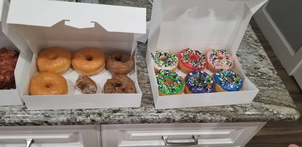 Linda Donuts | restaurant | 3645 A FM646, Santa Fe, TX 77510, USA | 4099275039 OR +1 409-927-5039