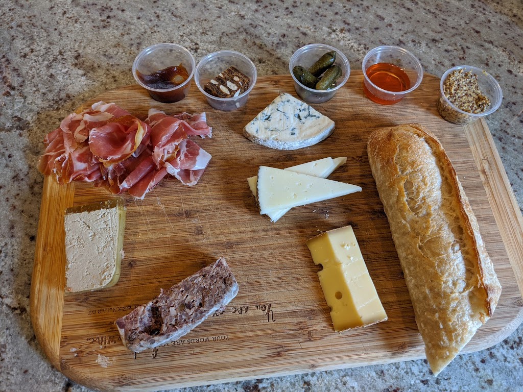 Beautiful Rind | restaurant | 2211 N Milwaukee Ave, Chicago, IL 60647, USA | 3123004535 OR +1 312-300-4535