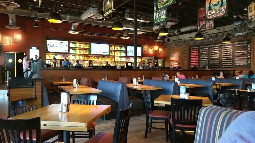 BJs Restaurant & Brewhouse | restaurant | 7880 Mentor Ave, Mentor, OH 44060, USA | 4402761360 OR +1 440-276-1360