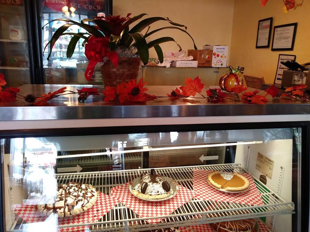 Connies Cafe | restaurant | 1700 W Park Row Dr #118, Arlington, TX 76013, USA | 8175836180 OR +1 817-583-6180