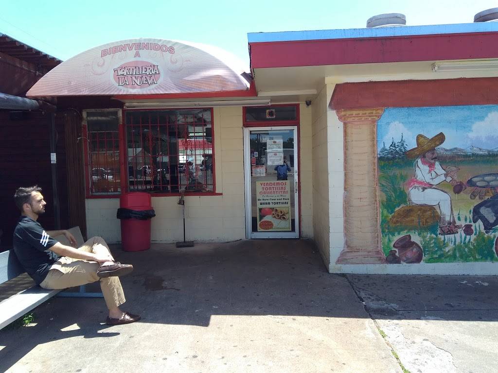 Tortilleria La Nueva Puntada | restaurant | 1401 E Grauwyler Rd, Irving, TX 75061, USA | 2145961673 OR +1 214-596-1673