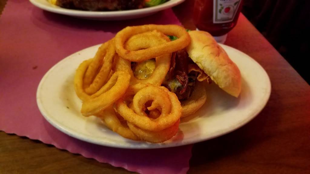 Sneekers Cafe | restaurant | 568 Poquonnock Rd, Groton, CT 06340, USA | 8604451967 OR +1 860-445-1967