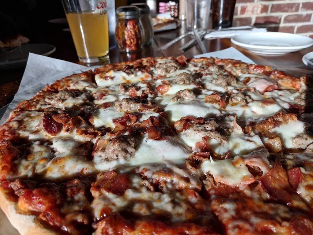 Theos Midtown | restaurant | 620 W McCarty St, Jefferson City, MO 65109, USA | 5738936969 OR +1 573-893-6969