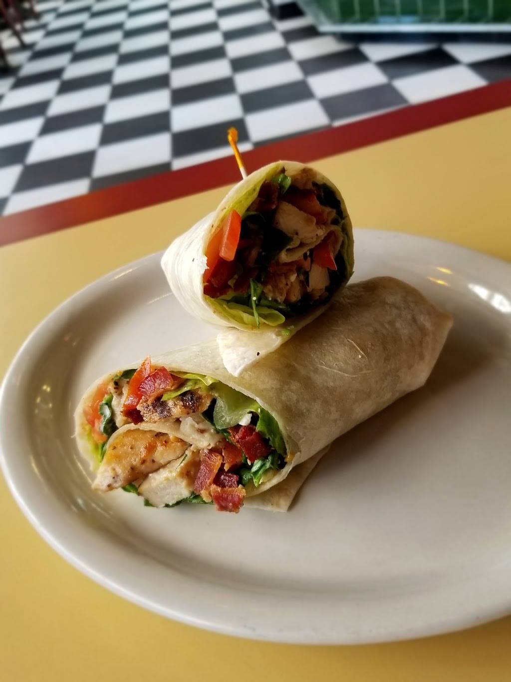 Antonious Pizza Cafe | restaurant | 3737 Main St, Riverside, CA 92501, USA | 9516829100 OR +1 951-682-9100