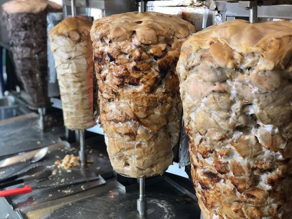 Amir | restaurant | 2673 Côte Saint-Charles, Saint-Lazare, QC J7T 2H8, Canada | 4504583232 OR +1 450-458-3232