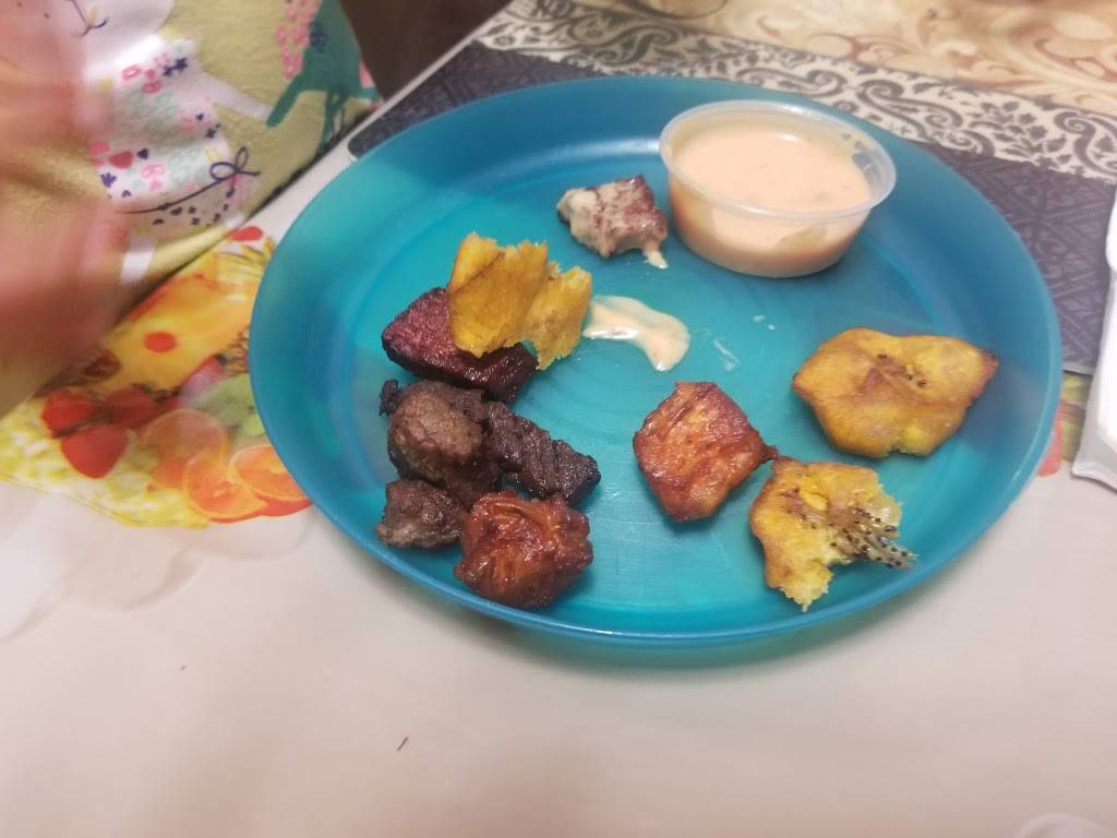 Dominican Chimi | restaurant | 2595 NW 37th St, Miami, FL 33142, USA | 7869709894 OR +1 786-970-9894