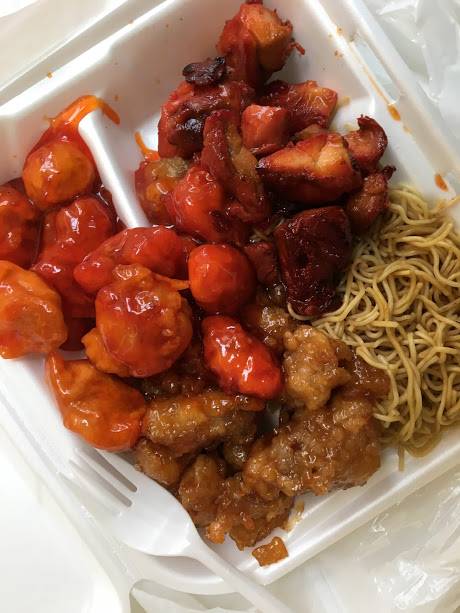 New Mr Wus Chinese Food | restaurant | 25 Frederick St, Kitchener, ON N2H 6M8, Canada | 5197435761 OR +1 519-743-5761