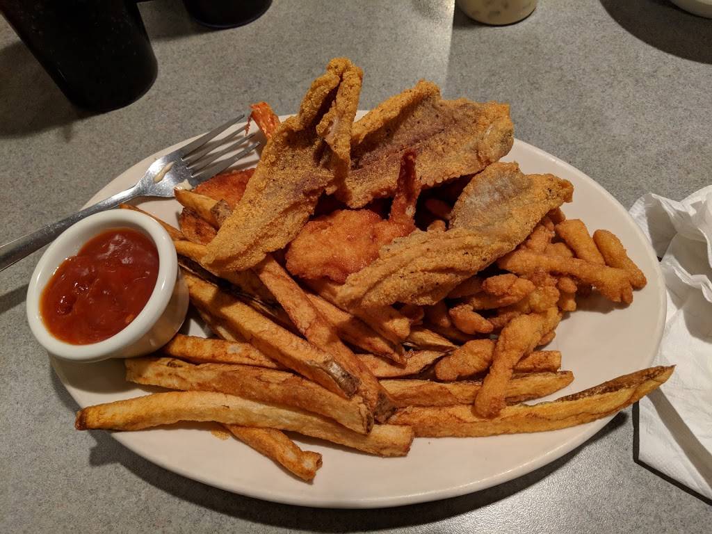 Catfish Hole Fayetteville | restaurant | 4127 W Wedington Dr, Fayetteville, AR 72704, USA | 4795217008 OR +1 479-521-7008