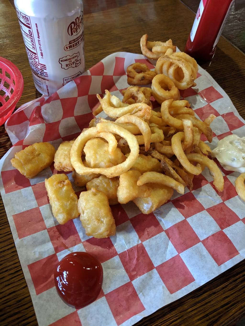 The Jewell Cafe and Marketplace | restaurant | 110 S Ohio St, Mt Hope, KS 67108, USA | 3166671134 OR +1 316-667-1134