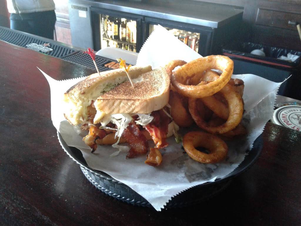 Flat Rock Tap | restaurant | 6732 Calumet Ave, Hammond, IN 46324, USA | 2198525262 OR +1 219-852-5262