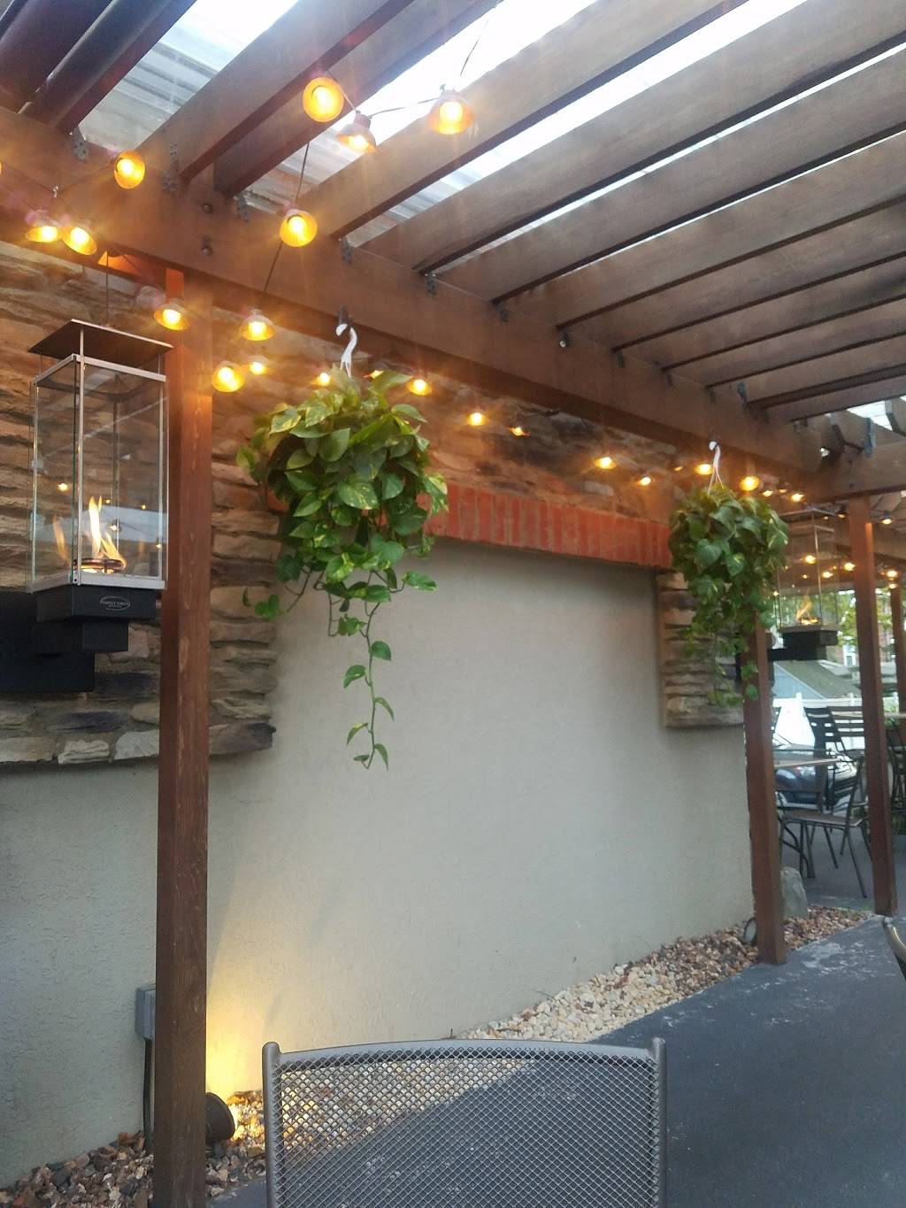 The Bayou Southern Kitchen and Bar | restaurant | 702 Hawthorne Rd, Bethlehem, PA 18018, USA | 6104196669 OR +1 610-419-6669