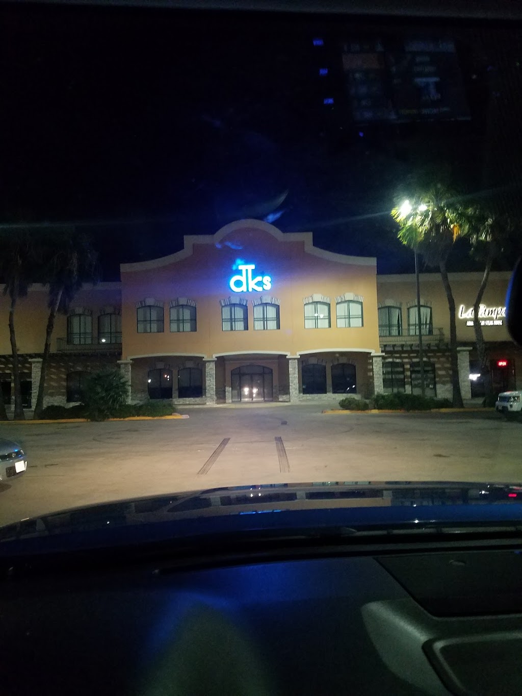 Dks Stix And Stuff | restaurant | 1655 Ruben M Torres Blvd # 205, Brownsville, TX 78526, USA | 9566203223 OR +1 956-620-3223