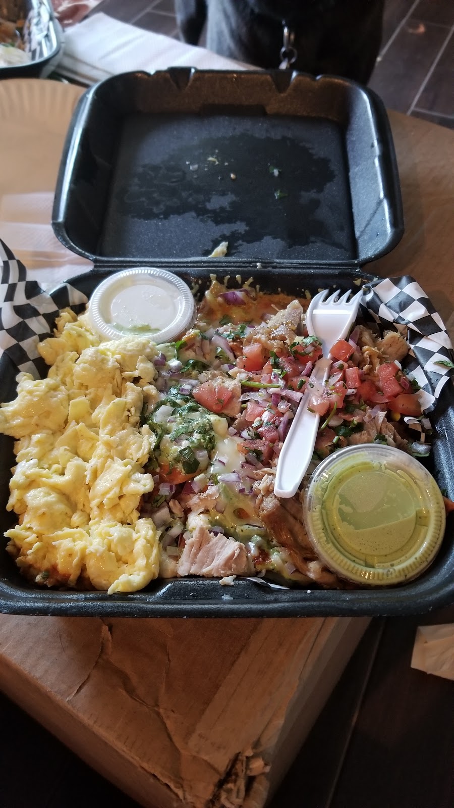 La Guera Food Truck | restaurant | Gonzales & Williams, Oxnard, CA 93036, USA | 8052046132 OR +1 805-204-6132