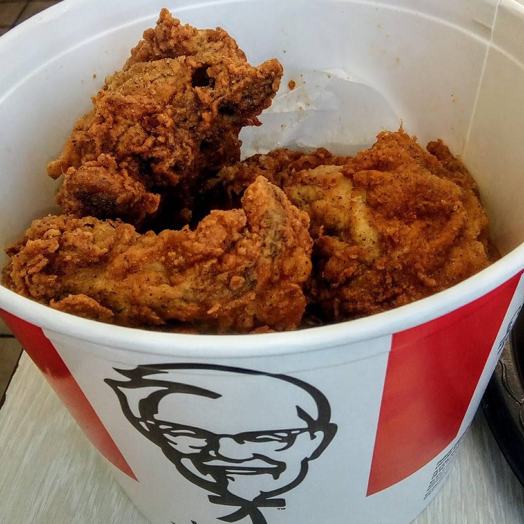 KFC | restaurant | 4050 E Bell Rd, Phoenix, AZ 85032, USA | 6024046498 OR +1 602-404-6498