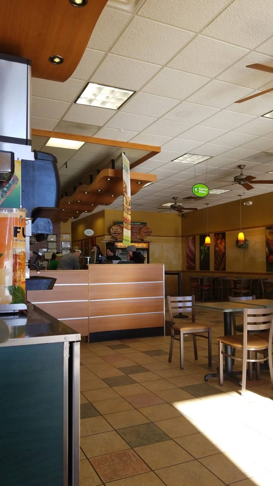 Subway | restaurant | 3800 Tittabawassee Rd, Saginaw, MI 48604, USA | 9892499002 OR +1 989-249-9002