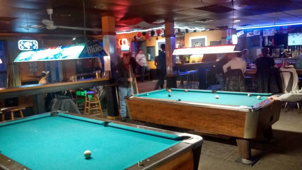 Sidelines Sports Bar & Grill | restaurant | 991 King St E, Cambridge, ON N3H 3P4, Canada | 5196539457 OR +1 519-653-9457