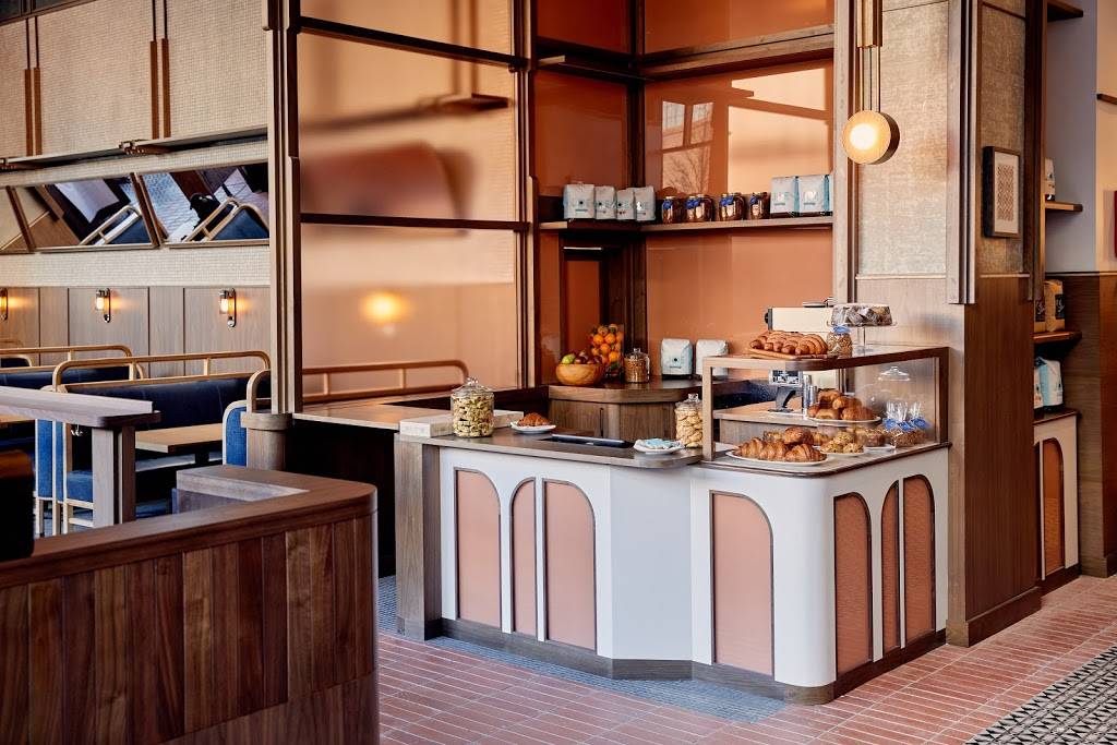 Maialino Mare | restaurant | 221 Tingey St SE, Washington, DC 20003, USA | 2025085249 OR +1 202-508-5249