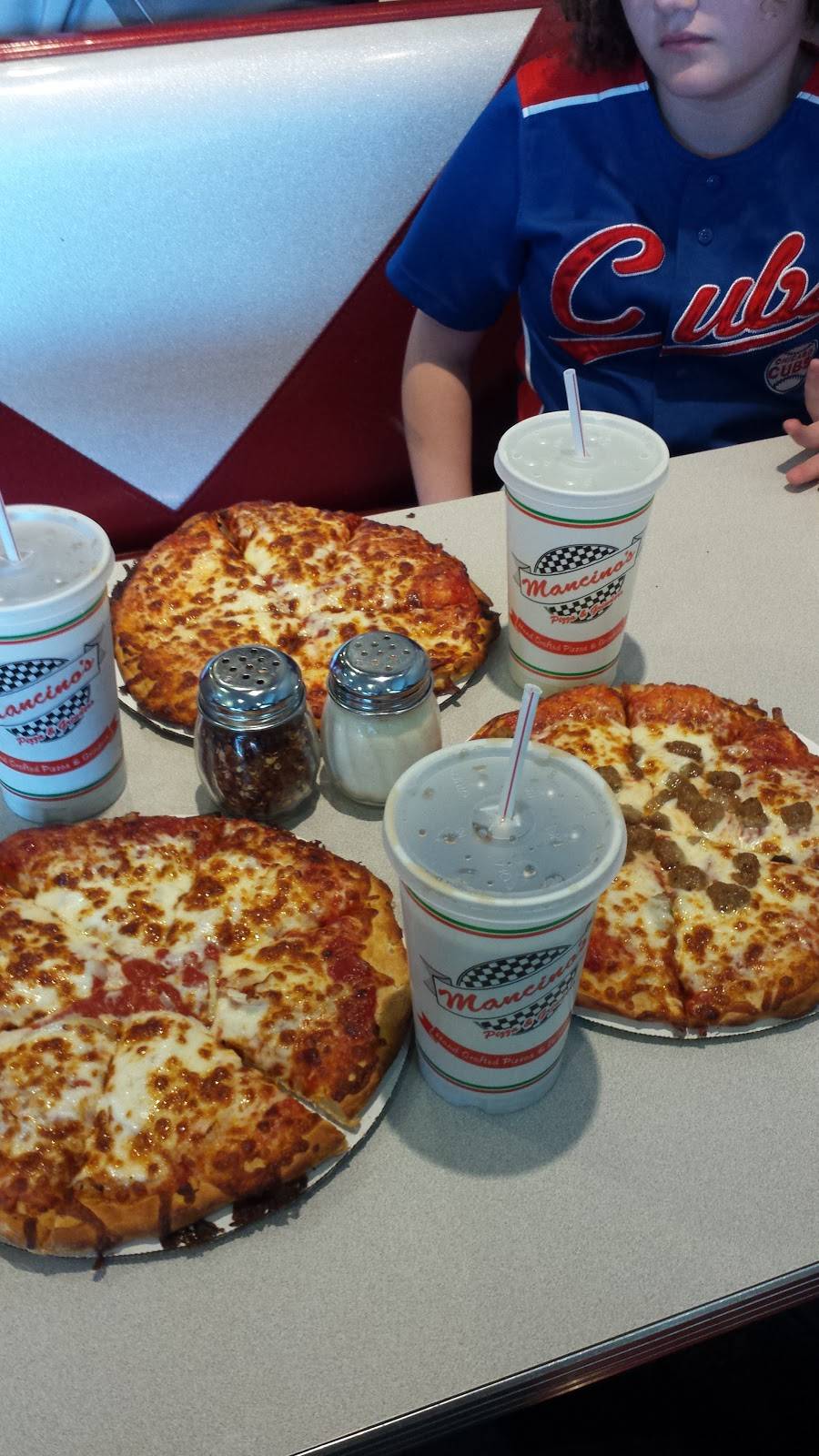 Mancinos Pizza & Grinders | restaurant | 2852 Miller Dr, Plymouth, IN 46563, USA | 5749362030 OR +1 574-936-2030