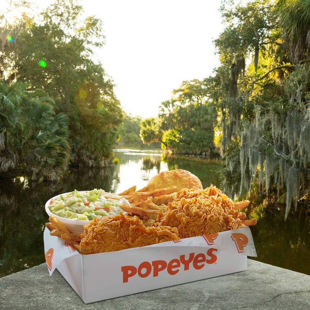 Popeyes Louisiana Kitchen | restaurant | 135 N Hermitage Rd, Hermitage, PA 16148, USA | 7243087690 OR +1 724-308-7690