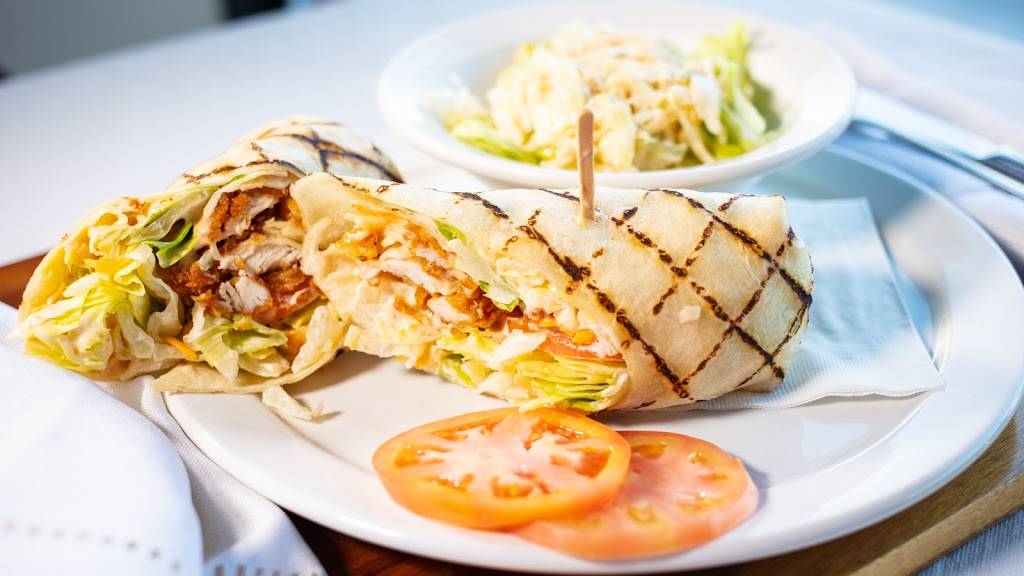 Wallys World | restaurant | 1100 Simcoe St N, Oshawa, ON L1G 4W6, Canada | 9054330369 OR +1 905-433-0369