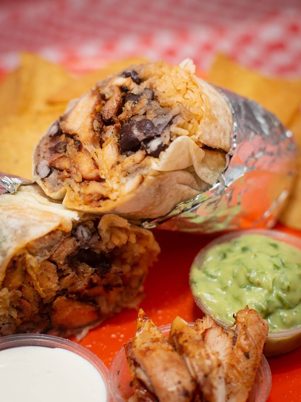 La Cumbre Taqueria SF | restaurant | 515 Valencia St, San Francisco, CA 94110, USA | 4158638205 OR +1 415-863-8205