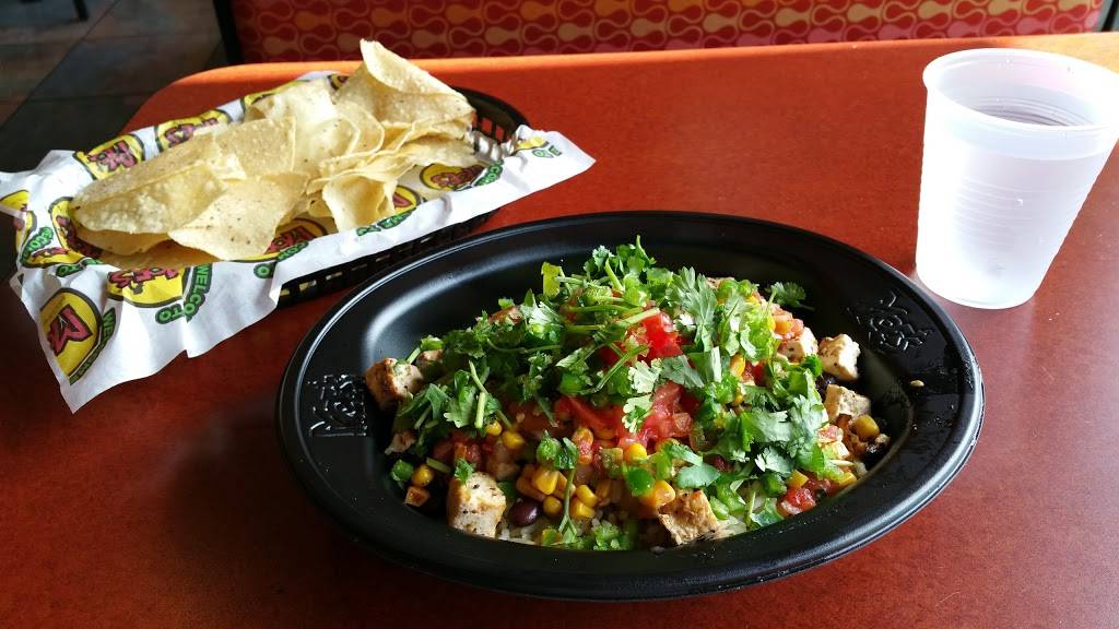 Moes Southwest Grill | restaurant | 4650 N Alafaya Trail, Orlando, FL 32826, USA | 4076582160 OR +1 407-658-2160