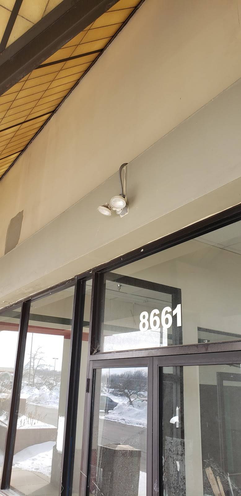 BigCountrys Barbecue | restaurant | 8665 W Brown Deer Rd, Milwaukee, WI 53224, USA | 2625954053 OR +1 262-595-4053