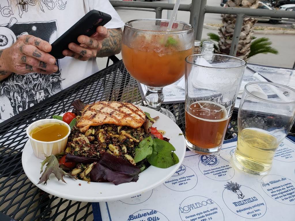 Blue Star Brewing Company | restaurant | 1414 S Alamo St #105, San Antonio, TX 78210, USA | 2102125506 OR +1 210-212-5506