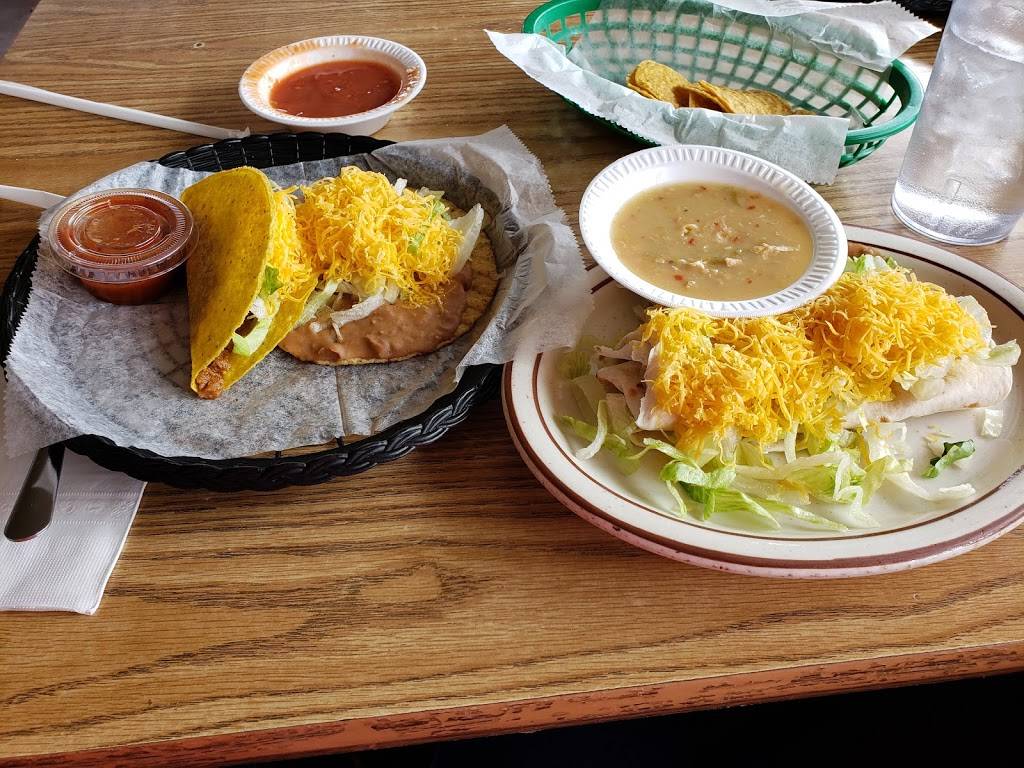 Taco House | restaurant | 581 S Federal Blvd, Denver, CO 80219, USA | 3039363633 OR +1 303-936-3633