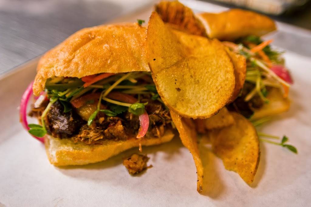 Pappas Artisanal | restaurant | 2232 D St, La Verne, CA 91750, USA | 9095965050 OR +1 909-596-5050