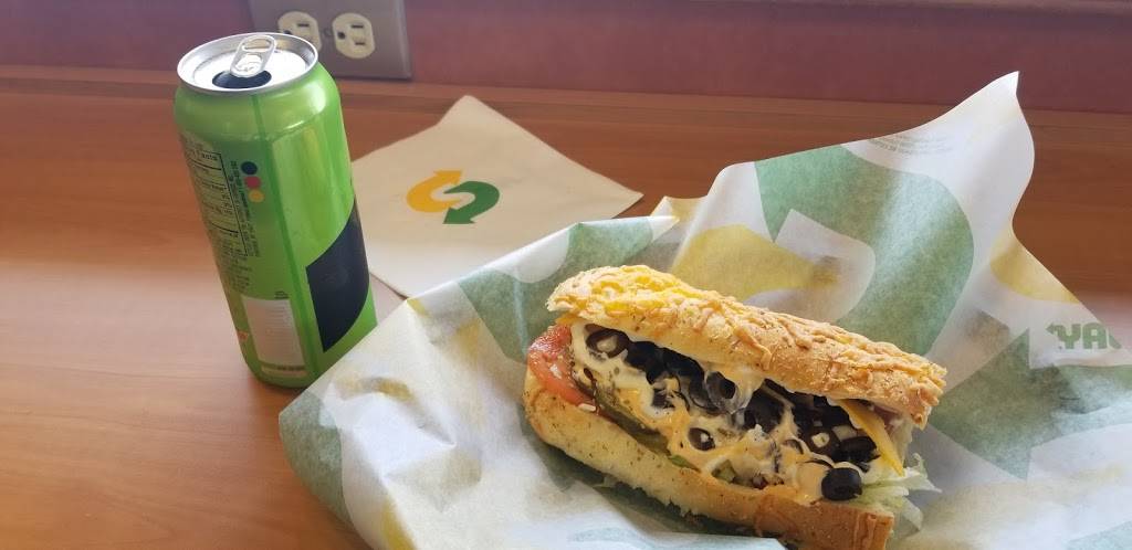 Subway | restaurant | 613 N 2nd St, Booneville, MS 38829, USA | 6627285004 OR +1 662-728-5004