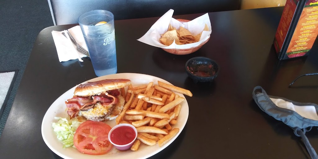 El Patio Bar & Grill | restaurant | 1695 E Cottonwood St, Cottonwood, AZ 86326, USA | 9286340158 OR +1 928-634-0158