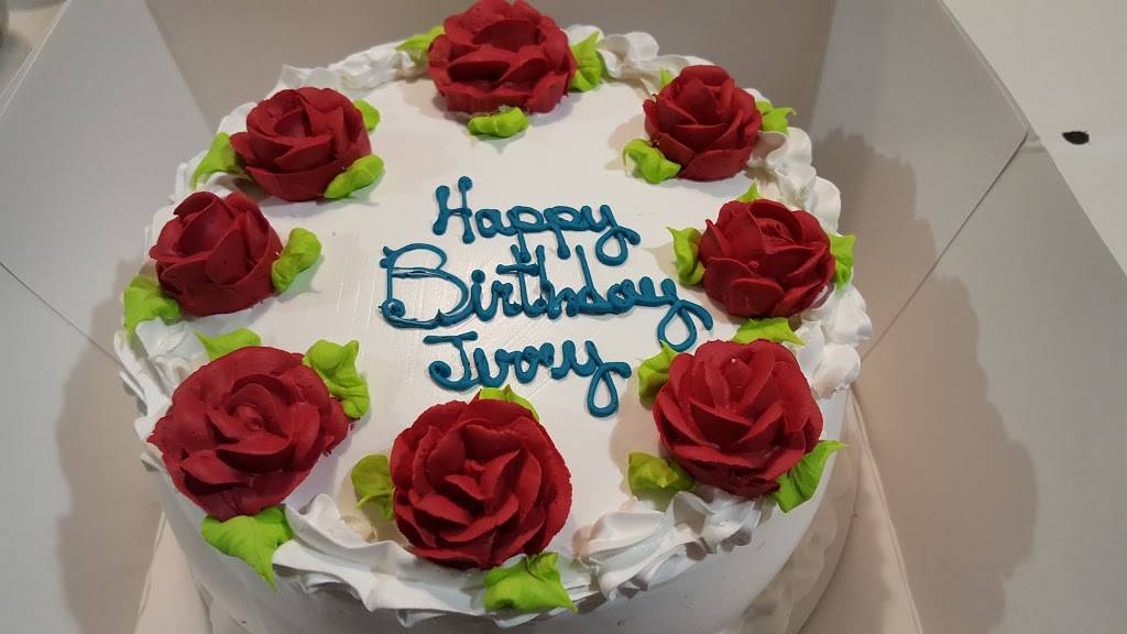 Ashbys | bakery | 1110 N Quincy Ave #10, Ottumwa, IA 52501, USA | 6416821625 OR +1 641-682-1625