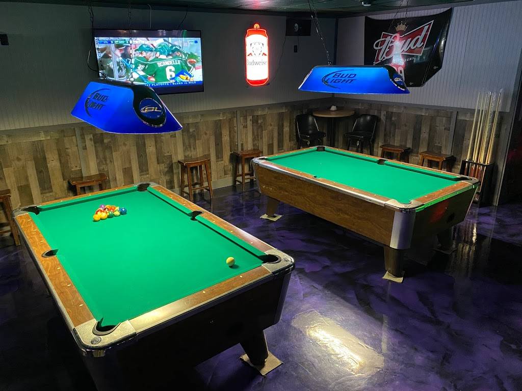 Meteor Bar & Grille | restaurant | 1714 S, Wayne St, Auburn, IN 46706, USA | 2609256226 OR +1 260-925-6226