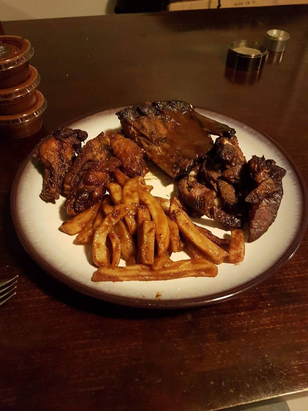 Lems Bar-B-Q | restaurant | 311 E 75th St, Chicago, IL 60619, USA | 7739942428 OR +1 773-994-2428