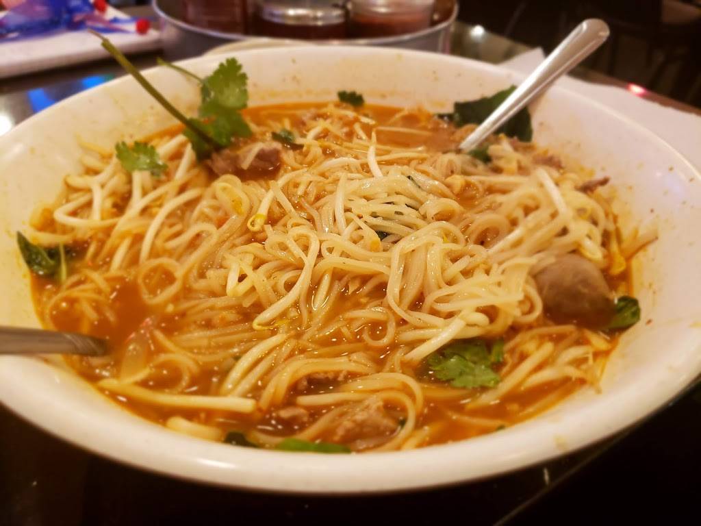 Rose Garden | restaurant | 2825 S Market St, Redding, CA 96001, USA | 5302438863 OR +1 530-243-8863